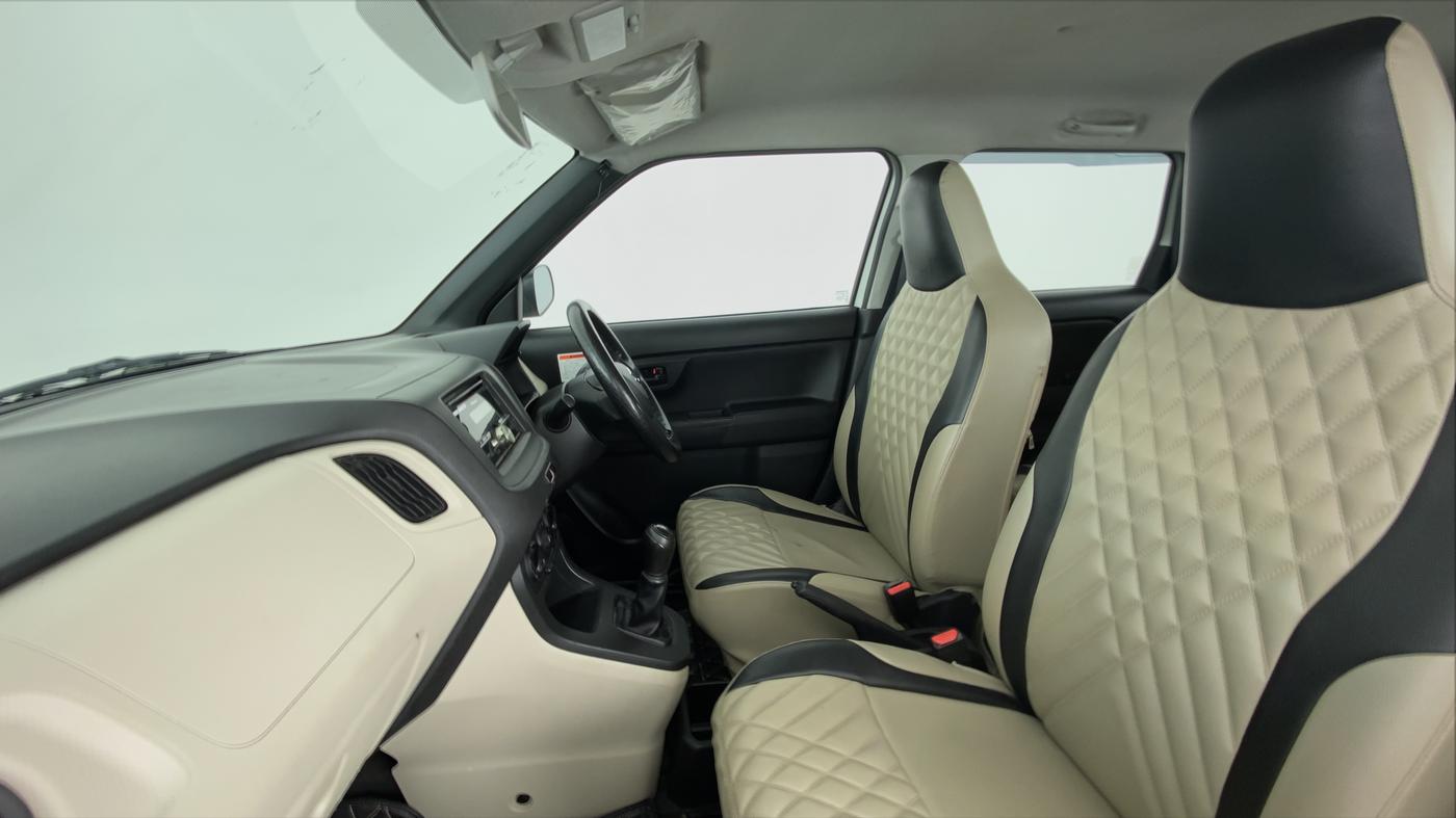 2020 Maruti New Wagon-R LXI CNG 1.0 L, CNG, Manual, 63,997 km, Right Side Front Door Cabin