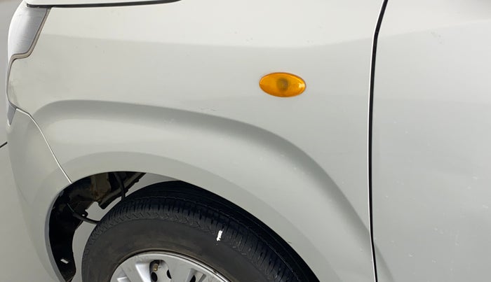 2020 Maruti New Wagon-R LXI CNG 1.0 L, CNG, Manual, 63,997 km, Left fender - Slightly dented