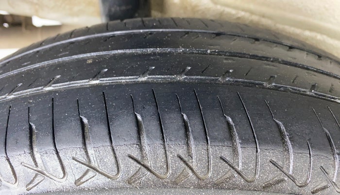 2020 Maruti New Wagon-R LXI CNG 1.0 L, CNG, Manual, 63,997 km, Right Rear Tyre Tread