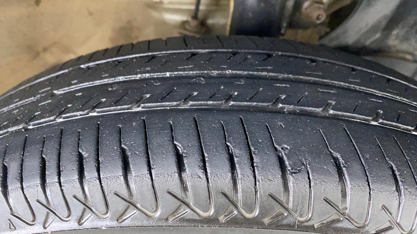 2020 Maruti New Wagon-R LXI CNG 1.0 L, CNG, Manual, 63,997 km, Right Front Tyre Tread