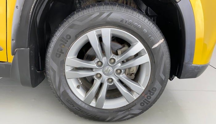 2017 Maruti Vitara Brezza ZDI, Diesel, Manual, 22,461 km, Right Front Wheel