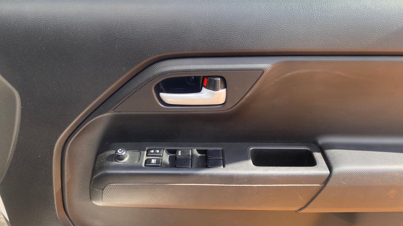 2022 Maruti New Wagon-R ZXI 1.2 AMT, Petrol, Automatic, 3,944 km, Driver Side Door Panels Control