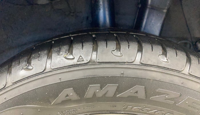 2017 Hyundai Grand i10 SPORTZ (O) 1.2 KAPPA VTVT, Petrol, Manual, 20,422 km, Left Rear Tyre Tread