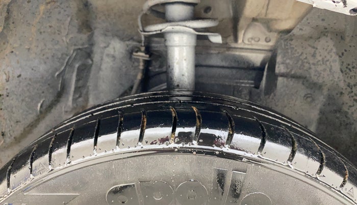 2017 Datsun Go T, Petrol, Manual, 44,687 km, Right Front Tyre Tread