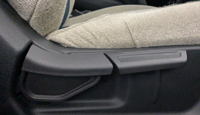 2025 Hyundai EXTER S Executive 1.2 Hy CNG Duo MT, CNG, Manual, 4,021 km, Driver Side Adjustment Panel