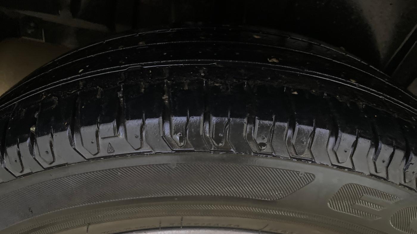 2021 Maruti Ertiga ZXI+ SHVS, Petrol, Manual, 60,342 km, Right Rear Tyre Tread