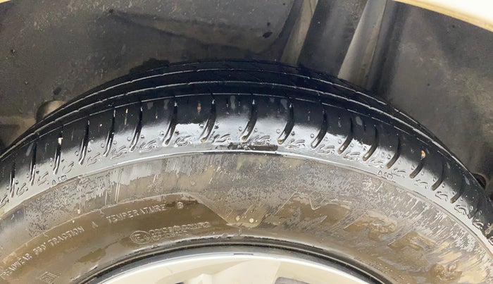 2025 Maruti Swift VXi, Petrol, Manual, 22,175 km, Left Rear Tyre Tread