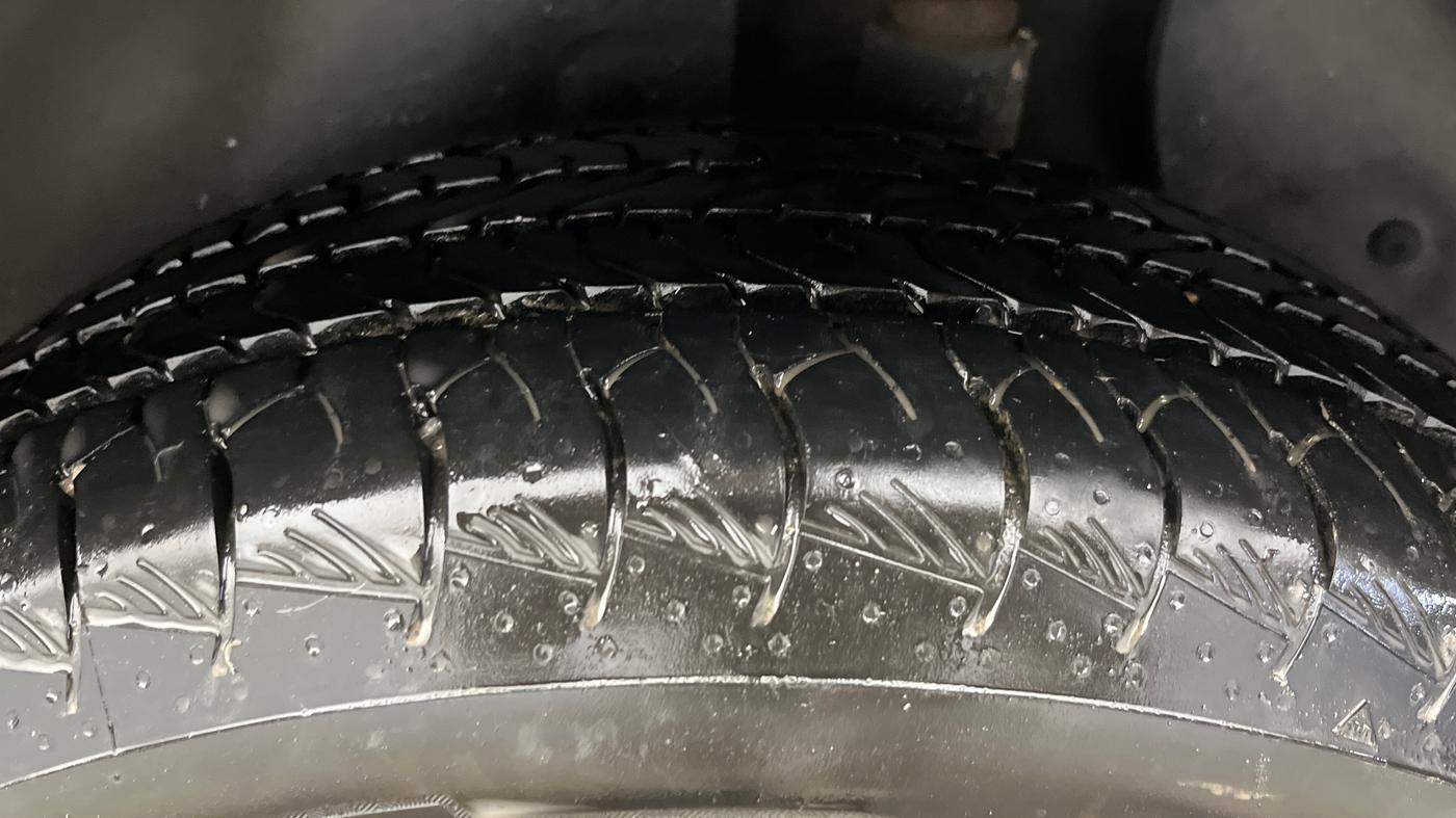 2017 Hyundai Creta SX PLUS AT 1.6 PETROL, Petrol, Automatic, 95,021 km, Left Rear Tyre Tread