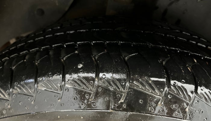 2017 Hyundai Creta SX PLUS AT 1.6 PETROL, Petrol, Automatic, 95,021 km, Right Rear Tyre Tread