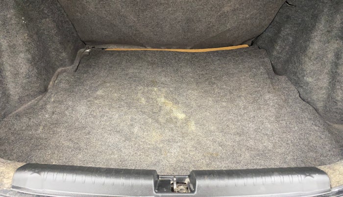 2014 Honda Amaze 1.5L I-DTEC S, Diesel, Manual, 75,944 km, Boot Inside