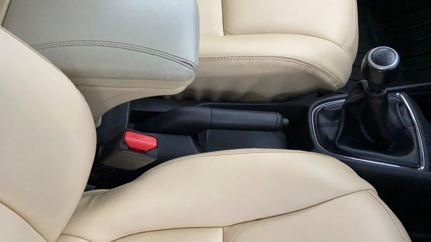 2022 Honda Amaze 1.2L I-VTEC VX, Petrol, Manual, 91,139 km, Gear Lever