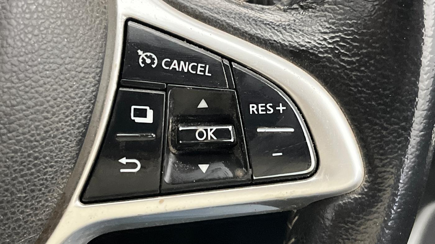 2023 Nissan MAGNITE XV PREMIUM TURBO CVT, Petrol, Automatic, 18,664 km, Adaptive Cruise Control