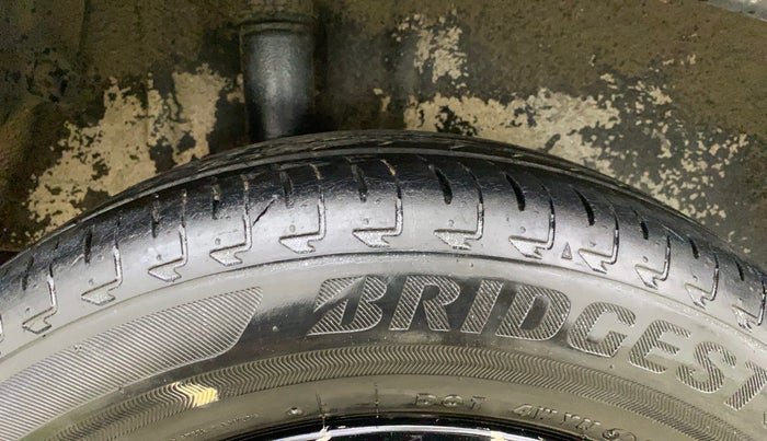 2020 Maruti IGNIS ZETA 1.2, Petrol, Manual, 31,188 km, Right Rear Tyre Tread
