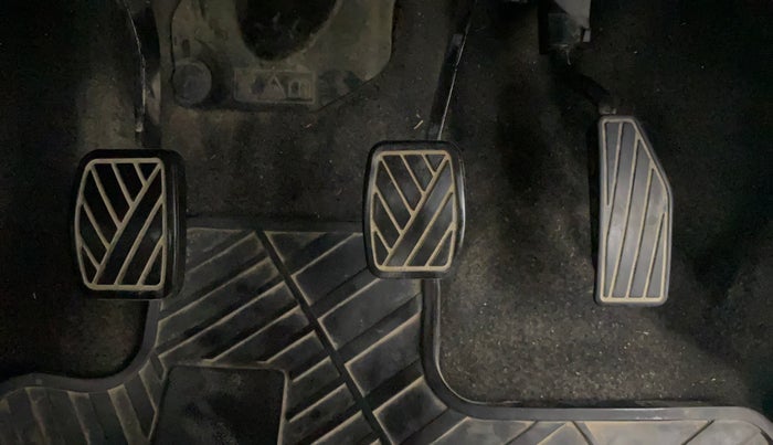 2020 Maruti IGNIS ZETA 1.2, Petrol, Manual, 31,188 km, Pedals