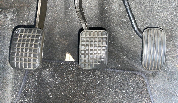 2016 Tata Tiago XZ PETROL, Petrol, Manual, 52,258 km, Pedals