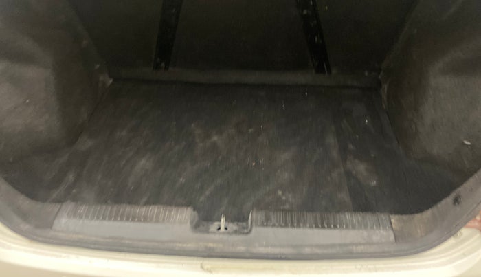 2018 Maruti Dzire ZDI PLUS AMT, Diesel, Automatic, 1,03,305 km, Boot Inside