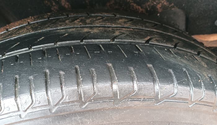2017 Maruti Baleno ZETA PETROL 1.2, Petrol, Manual, 74,141 km, Right Rear Tyre Tread