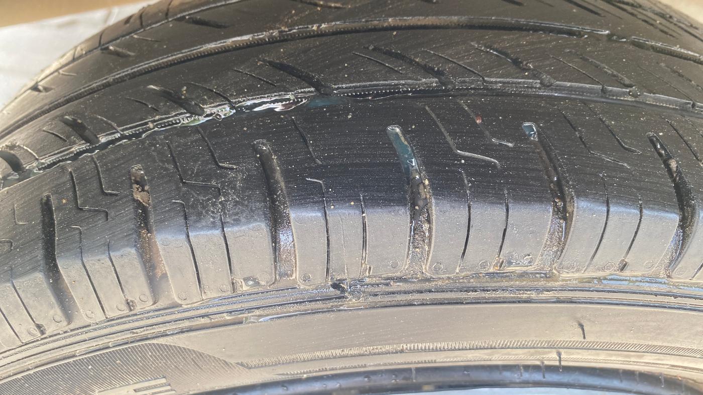 2019 Honda Amaze 1.2L I-VTEC S CVT, Petrol, Automatic, 1,15,673 km, Right Rear Tyre Tread