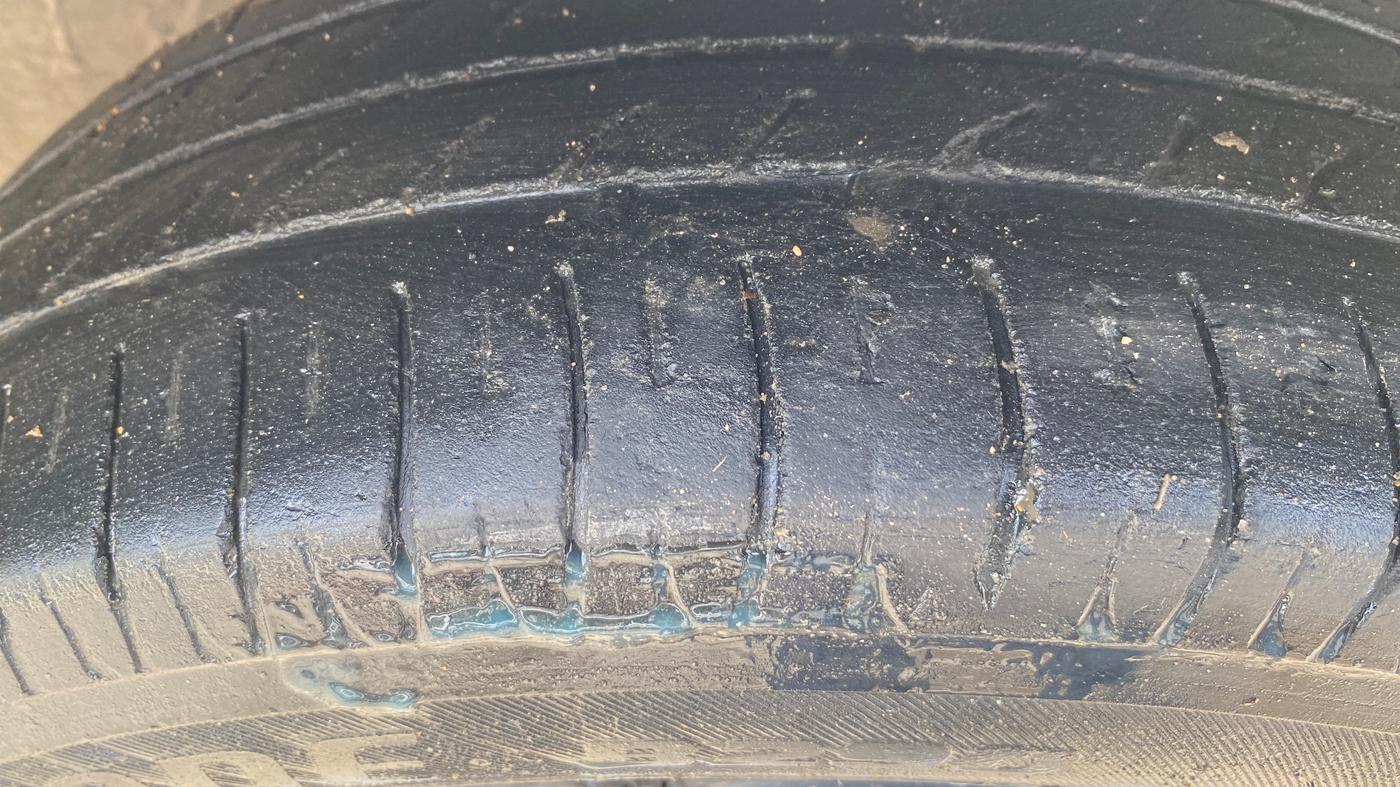 2019 Honda Amaze 1.2L I-VTEC S CVT, Petrol, Automatic, 1,15,673 km, Right Front Tyre Tread