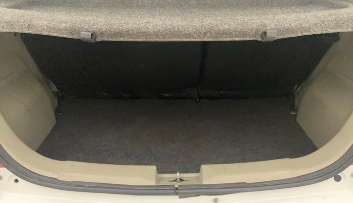2014 Maruti Celerio VXI AMT, Petrol, Automatic, 76,296 km, Boot Inside