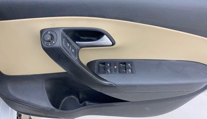 2017 Volkswagen Ameo HIGHLINE DSG 1.5 DIESEL , Diesel, Automatic, 90,208 km, Driver Side Door Panels Control