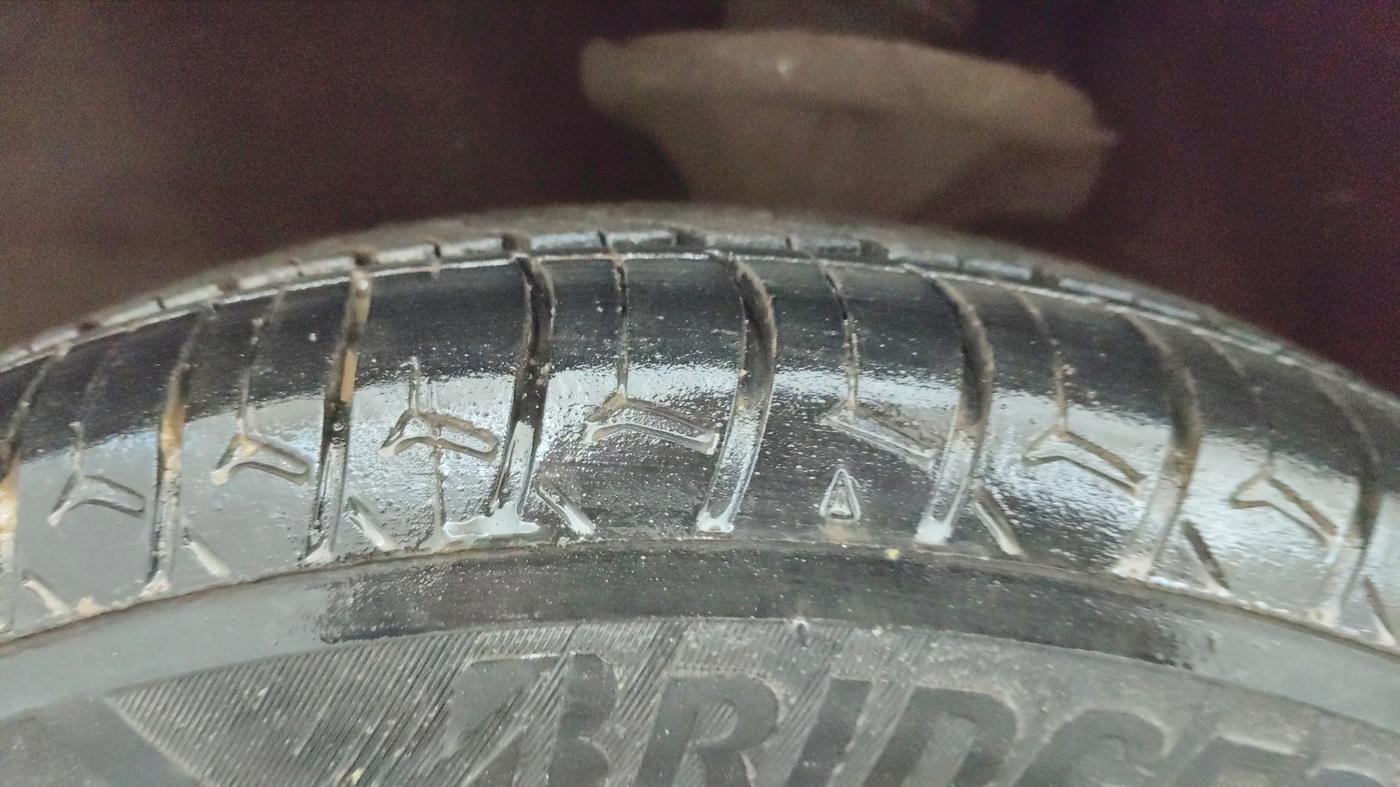 2013 Hyundai Santro Xing GL PLUS, Petrol, Manual, 42,382 km, Left Front Tyre Tread