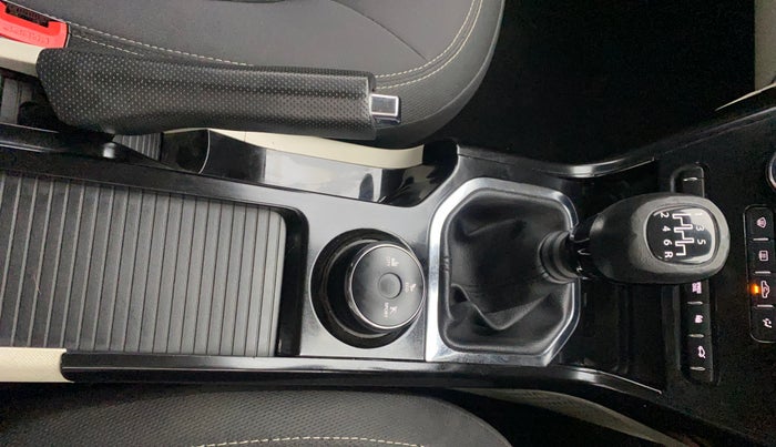 2022 Tata NEXON XZ PLUS PETROL SUNROOF, Petrol, Manual, 61,444 km, Gear Lever