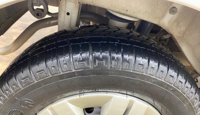 2017 Maruti Alto 800 LXI, Petrol, Manual, 52,642 km, Right Rear Tyre Tread