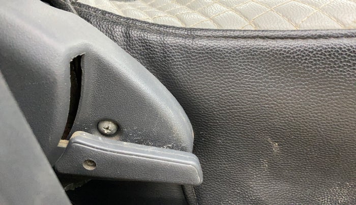 2017 Maruti Alto 800 LXI, Petrol, Manual, 52,642 km, Driver Side Adjustment Panel