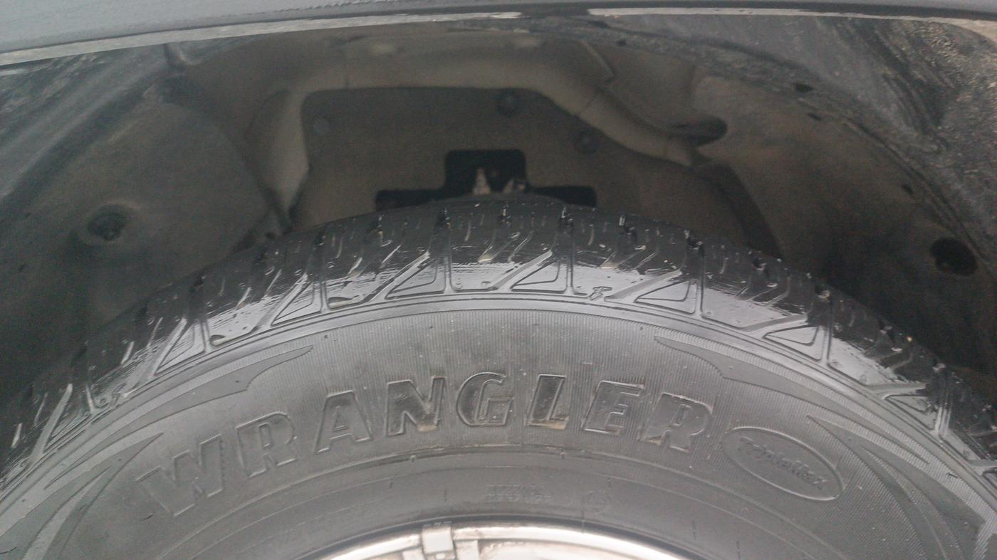 2022 Mahindra BOLERO NEO N 10 (O), Diesel, Manual, 15,105 km, Left Front Tyre Tread