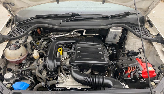 2021 Volkswagen Vento HIGHLINE PLUS 1.0L TSI AT, Petrol, Automatic, 77,947 km, Engine View