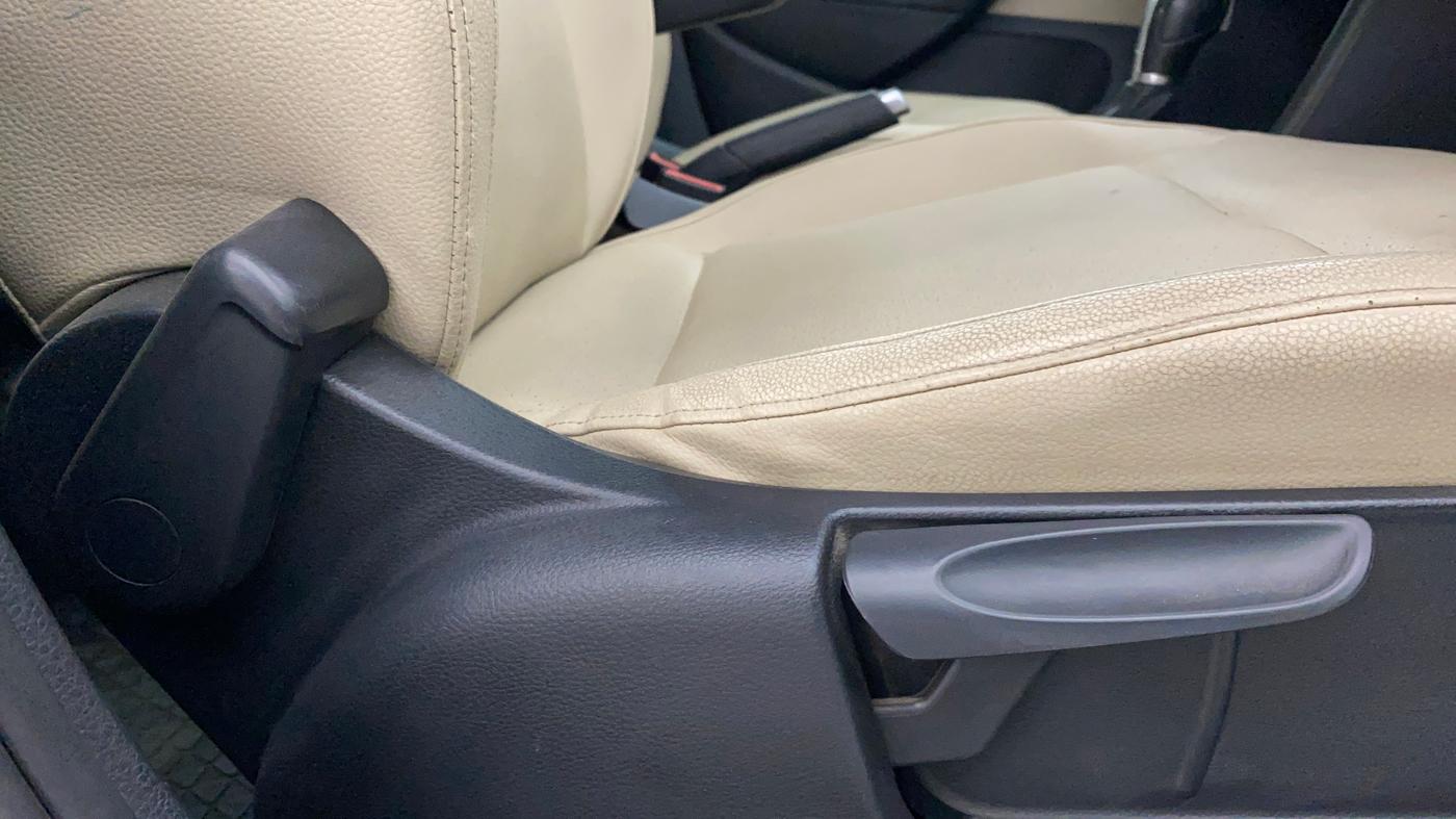 2021 Volkswagen Vento HIGHLINE PLUS 1.0L TSI AT, Petrol, Automatic, 77,947 km, Driver Side Adjustment Panel