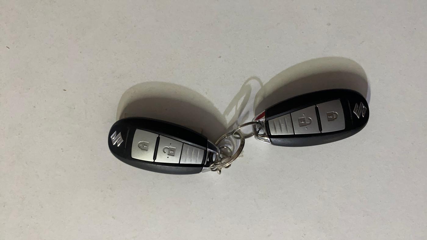 2016 Maruti Baleno ZETA PETROL 1.2, Petrol, Manual, 59,709 km, Key Close Up
