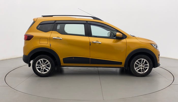 2021 Renault TRIBER RXT, Petrol, Manual, 35,613 km, Right Side View