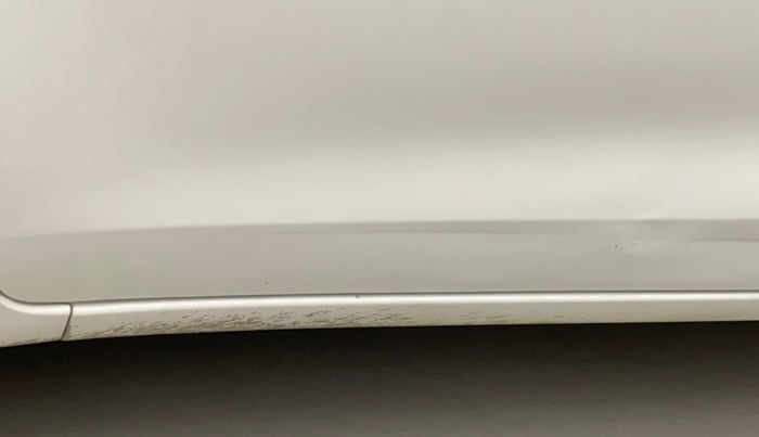 2019 Maruti Dzire VXI AMT, Petrol, Automatic, 49,958 km, Left running board - Paint has minor damage