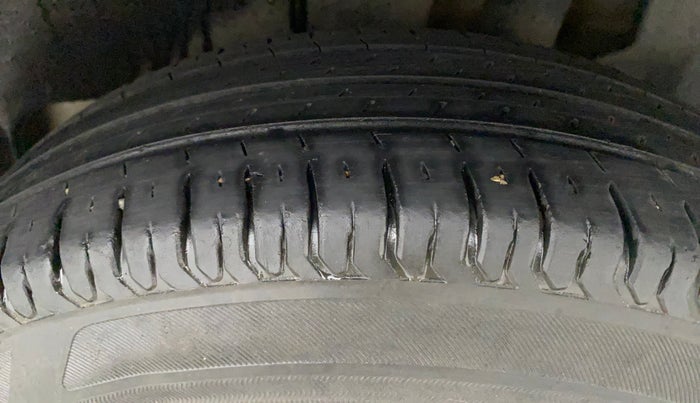 2019 Maruti Dzire VXI AMT, Petrol, Automatic, 49,958 km, Left Rear Tyre Tread