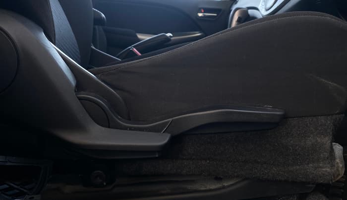 2021 Maruti Baleno ZETA CVT PETROL 1.2, Petrol, Automatic, 42,851 km, Driver Side Adjustment Panel