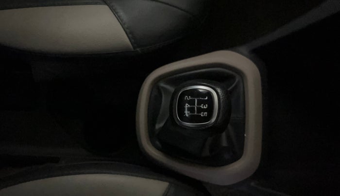 2017 Hyundai Grand i10 SPORTZ 1.2 KAPPA VTVT, Petrol, Manual, 28,138 km, Gear Lever