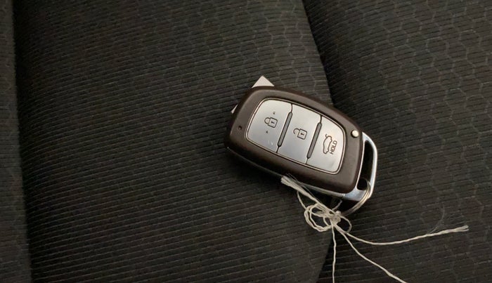 2018 Hyundai New Elantra 2.0 SX AT PETROL, Petrol, Automatic, 45,512 km, Key Close Up