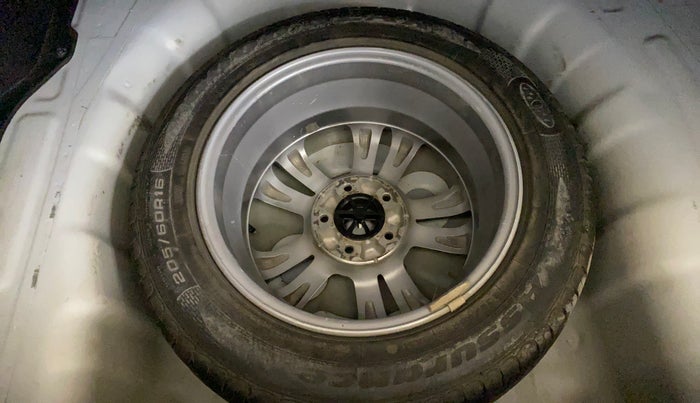 2018 Hyundai New Elantra 2.0 SX AT PETROL, Petrol, Automatic, 45,512 km, Spare Tyre