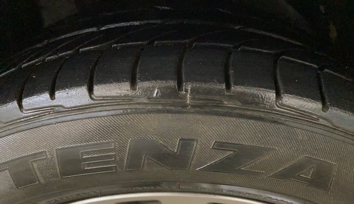 2018 Hyundai New Elantra 2.0 SX AT PETROL, Petrol, Automatic, 45,512 km, Right Rear Tyre Tread