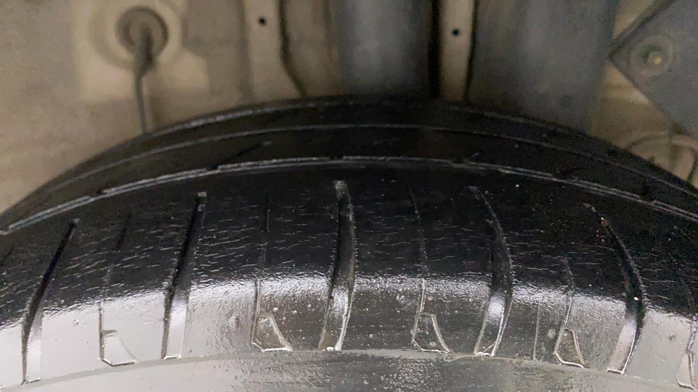 2018 Hyundai i20 Active 1.4 S, Diesel, Manual, 1,22,428 km, Left Rear Tyre Tread