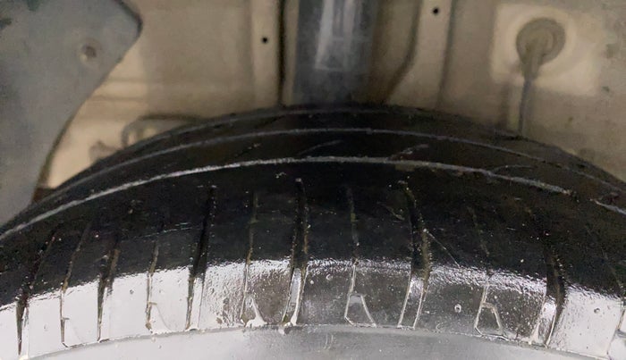 2018 Hyundai i20 Active 1.4 S, Diesel, Manual, 1,22,428 km, Right Rear Tyre Tread