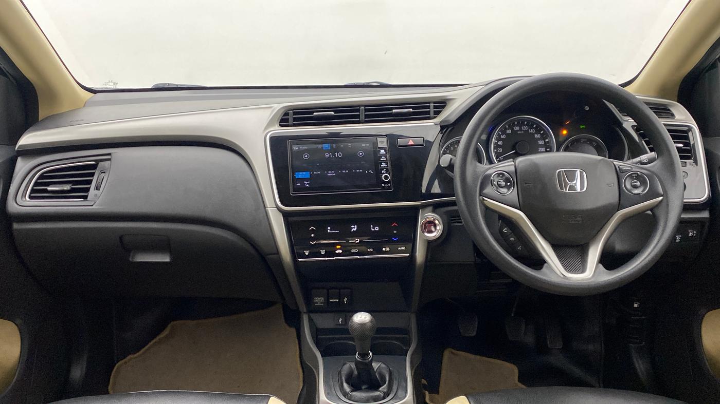 2017 Honda City V MT PETROL, Petrol, Manual, 13,242 km, Dashboard