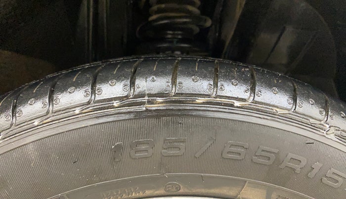 2021 Renault TRIBER RXZ AMT, Petrol, Automatic, 52,213 km, Right Front Tyre Tread