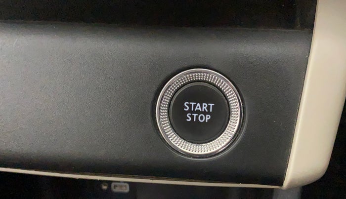 2021 Renault TRIBER RXZ AMT, Petrol, Automatic, 52,213 km, Keyless Start/ Stop Button