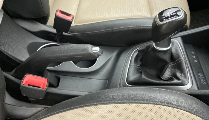 2020 Hyundai Verna SX (O)1.5 VTVT, Petrol, Manual, 29,729 km, Gear Lever