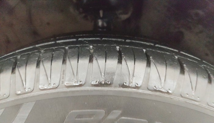 2022 KIA SONET HTX ANNIVERSARY EDITION 1.0 DCT, Petrol, Automatic, 16,781 km, Right Front Tyre Tread