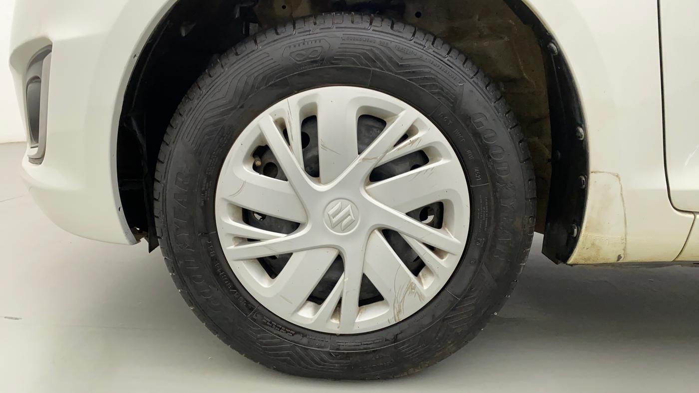 2014 Maruti Swift VXI, Petrol, Manual, 51,903 km, Left Front Wheel