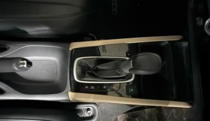 2023 Honda City 1.5L I-VTE V CVT, Petrol, Automatic, 87,985 km, Gear Lever